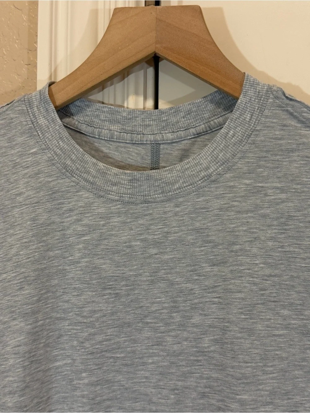 Lululemon All Yours Tee Gray Womens Crew Neck Size 6